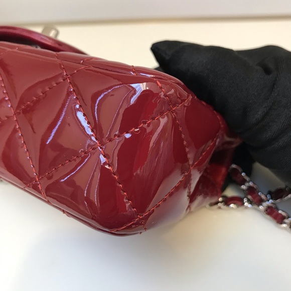 Authentic Chanel Mini Flap - dark red patent - Picture 5 of 9